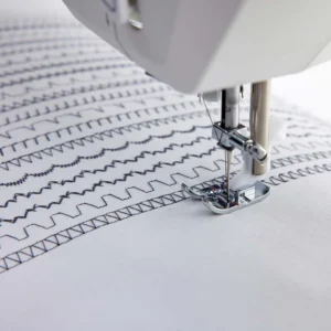 HUSQVARNA® VIKING® ONYX™ 15 Sewing Machine